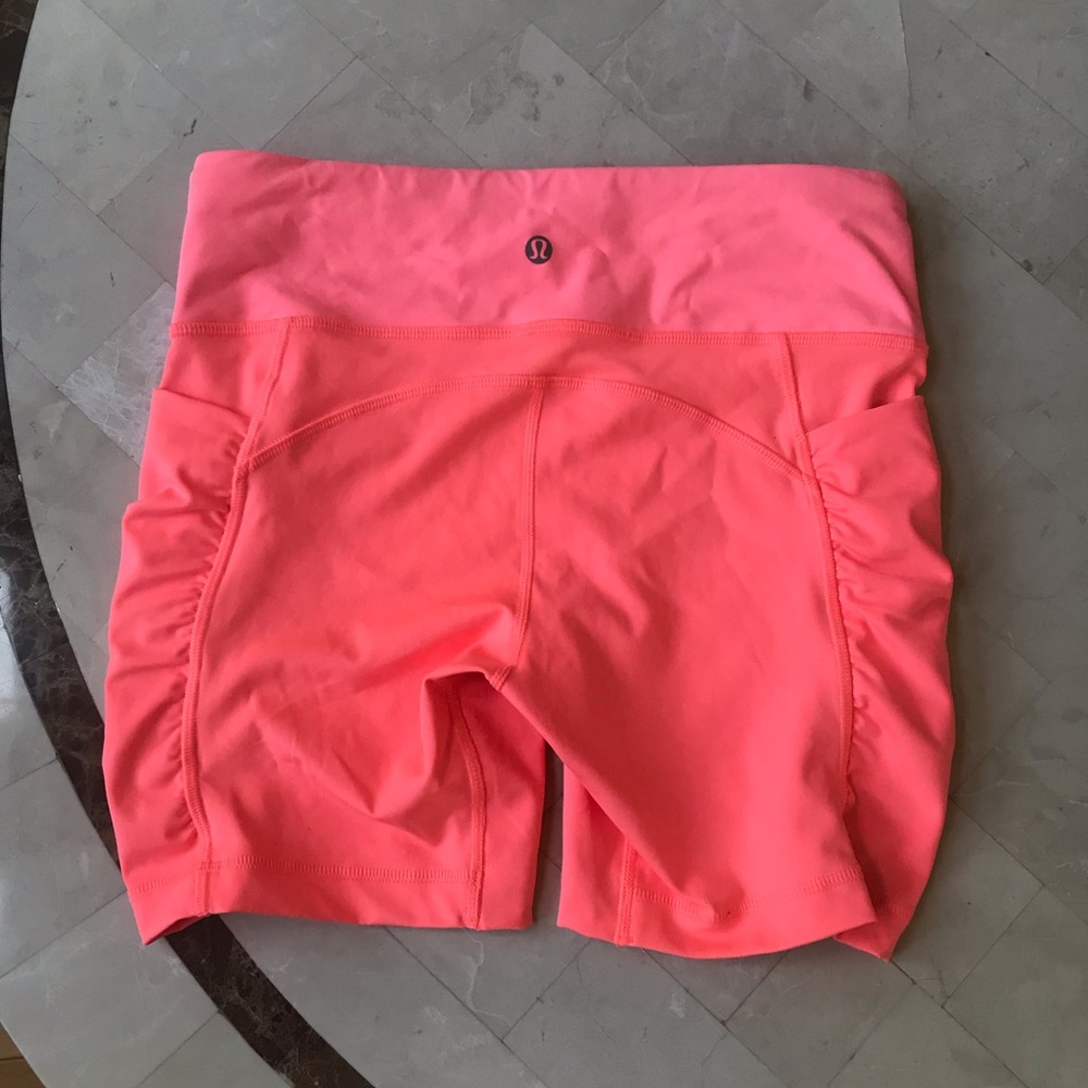 Lululemon Speed Track Short Grapefruit - Picture 6 of 7